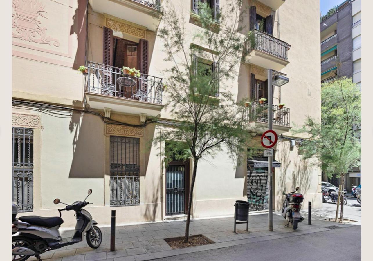 Great Apartment In Sagrada Familia With Balcony Barcelona Bagian luar foto