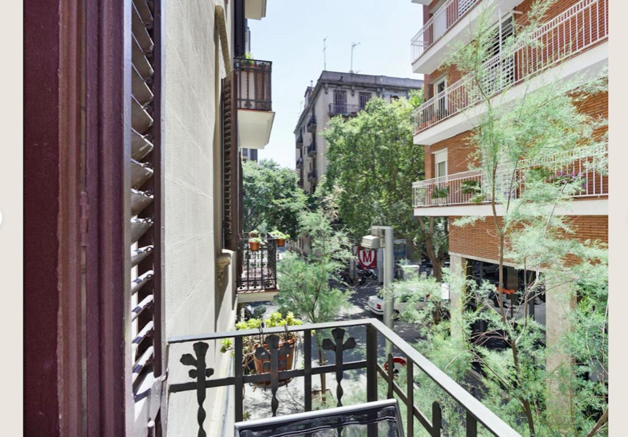 Great Apartment In Sagrada Familia With Balcony Barcelona Bagian luar foto