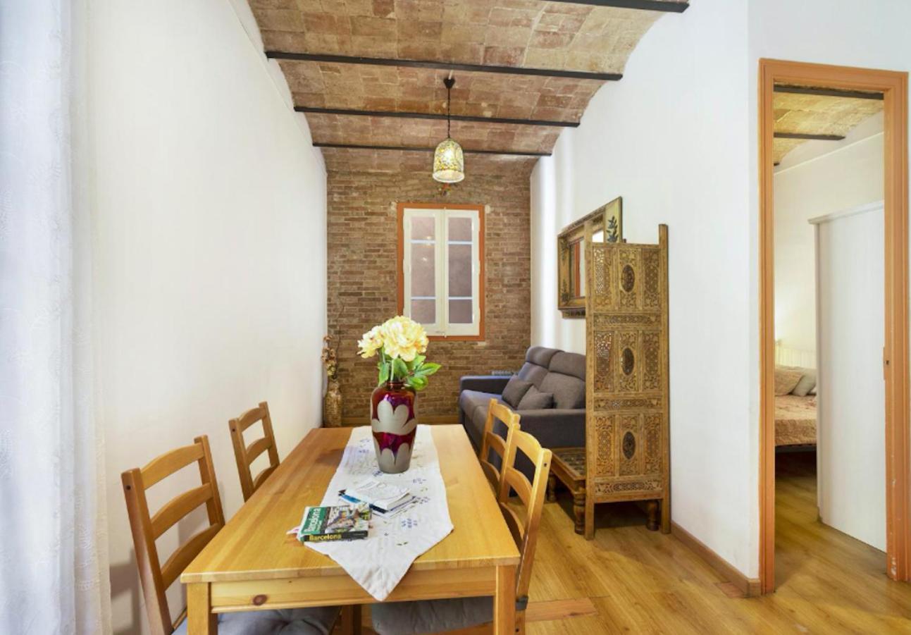 Great Apartment In Sagrada Familia With Balcony Barcelona Bagian luar foto